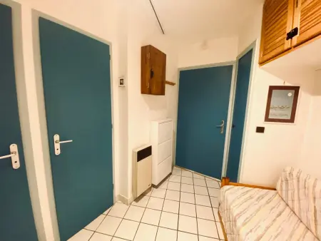 T2 climatisé avec cabine et parking privé au Barcarès, 4 pers. : photo 13
