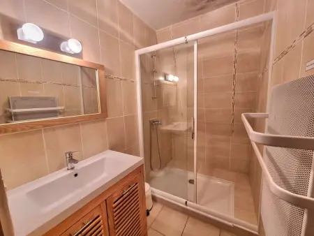 Appartement 12 pers. à Saint-Michel-de-Chaillol, balcon sud et pistes à 100 m : photo 7