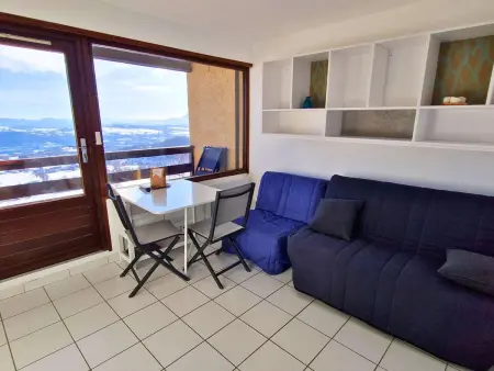 Studio rénové 2 pers balcon Sud - Saint-Michel-de-Chaillol : photo 3