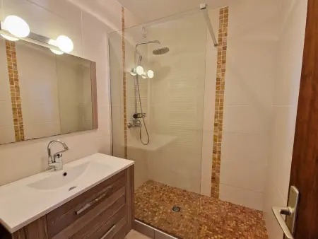 Appart 6 pers, balcon sud, coeur station, animaux admis, parking, WiFi, lave-vaisselle : photo 9