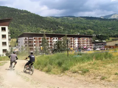 Studio 4 pers. balcon sud, pieds des pistes Serre Chevalier : photo 16