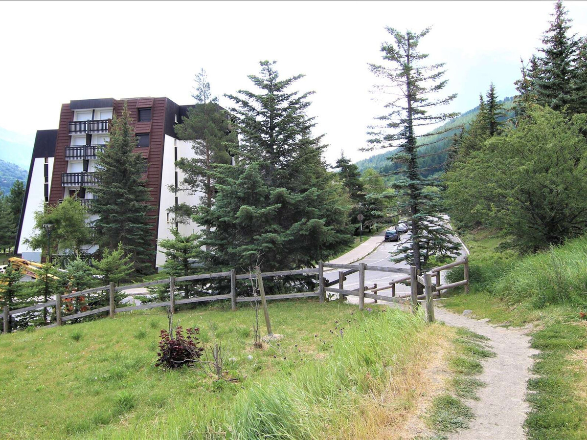 T2 3 étoiles à 200m des pistes - La Salle-les-Alpes - Photo 10