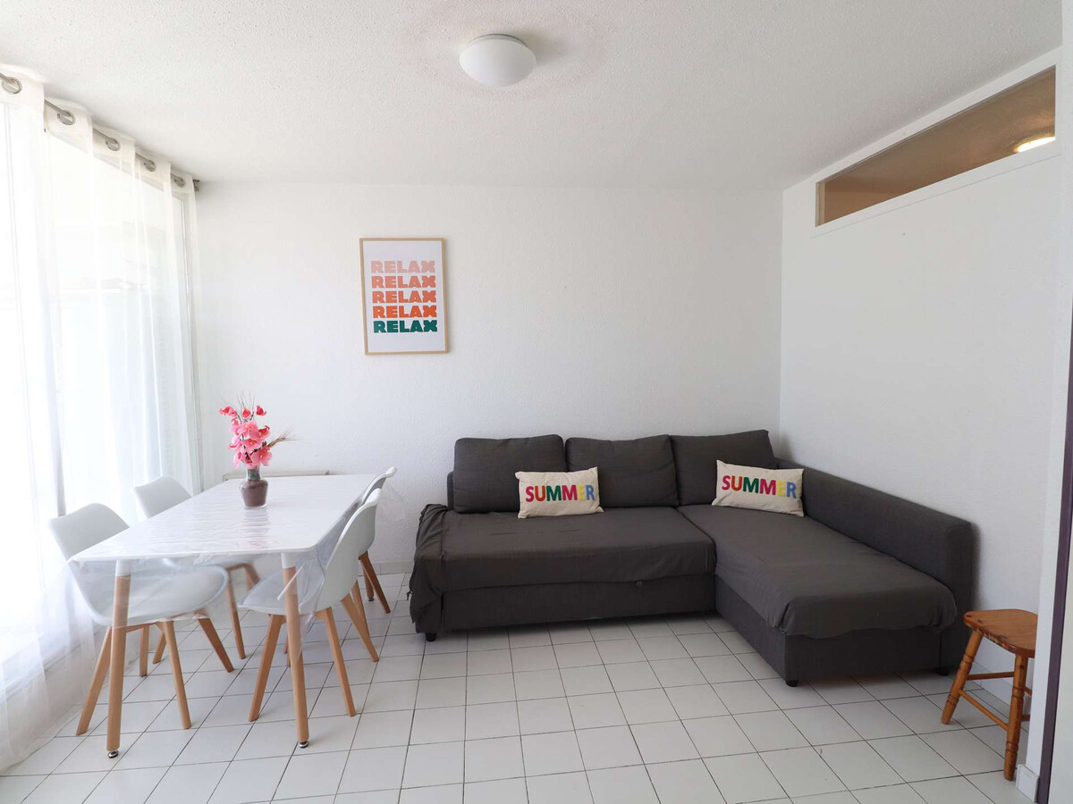 2P cabine climatisé, terrasse 35m², piscines au Grau-du-Roi - Photo 3