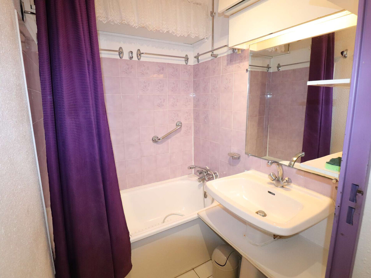 2P cabine climatisé, terrasse 35m², piscines au Grau-du-Roi - Photo 8