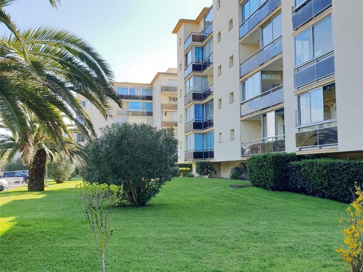Studio alcôve 3 pers, balcon 7m², parking sécurisé à Argelès - Photo 2