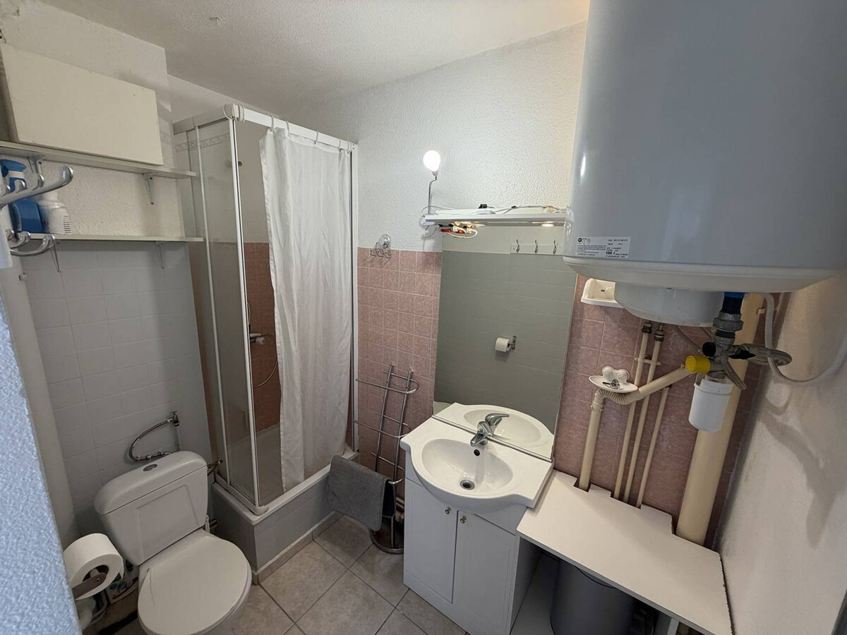 Studio alcôve 3 pers, balcon 7m², parking sécurisé à Argelès - Photo 6