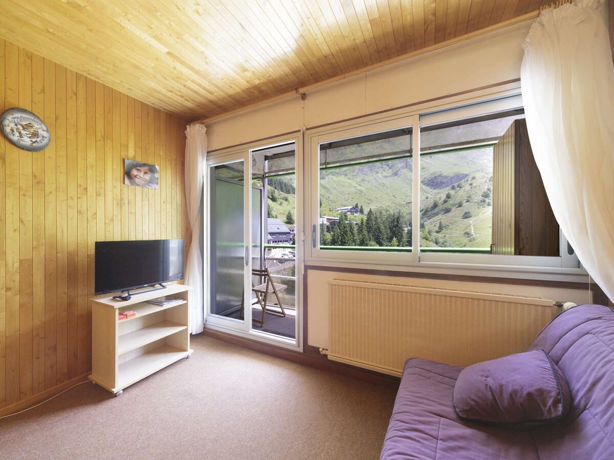 Studio 6 pers. pied des pistes, balcon vue montagnes - Photo 7