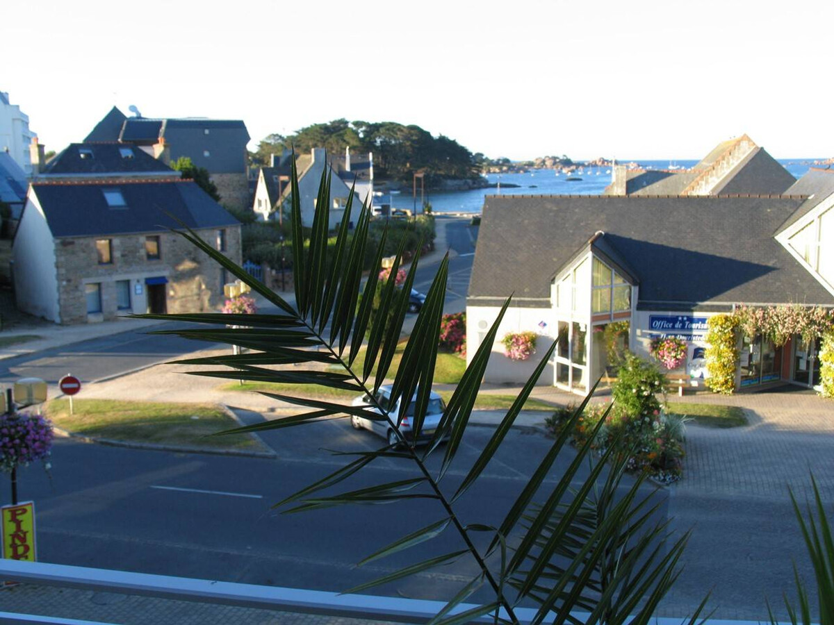Duplex 105m² vue mer, 2 terrasses, centre Trégastel - Photo 2