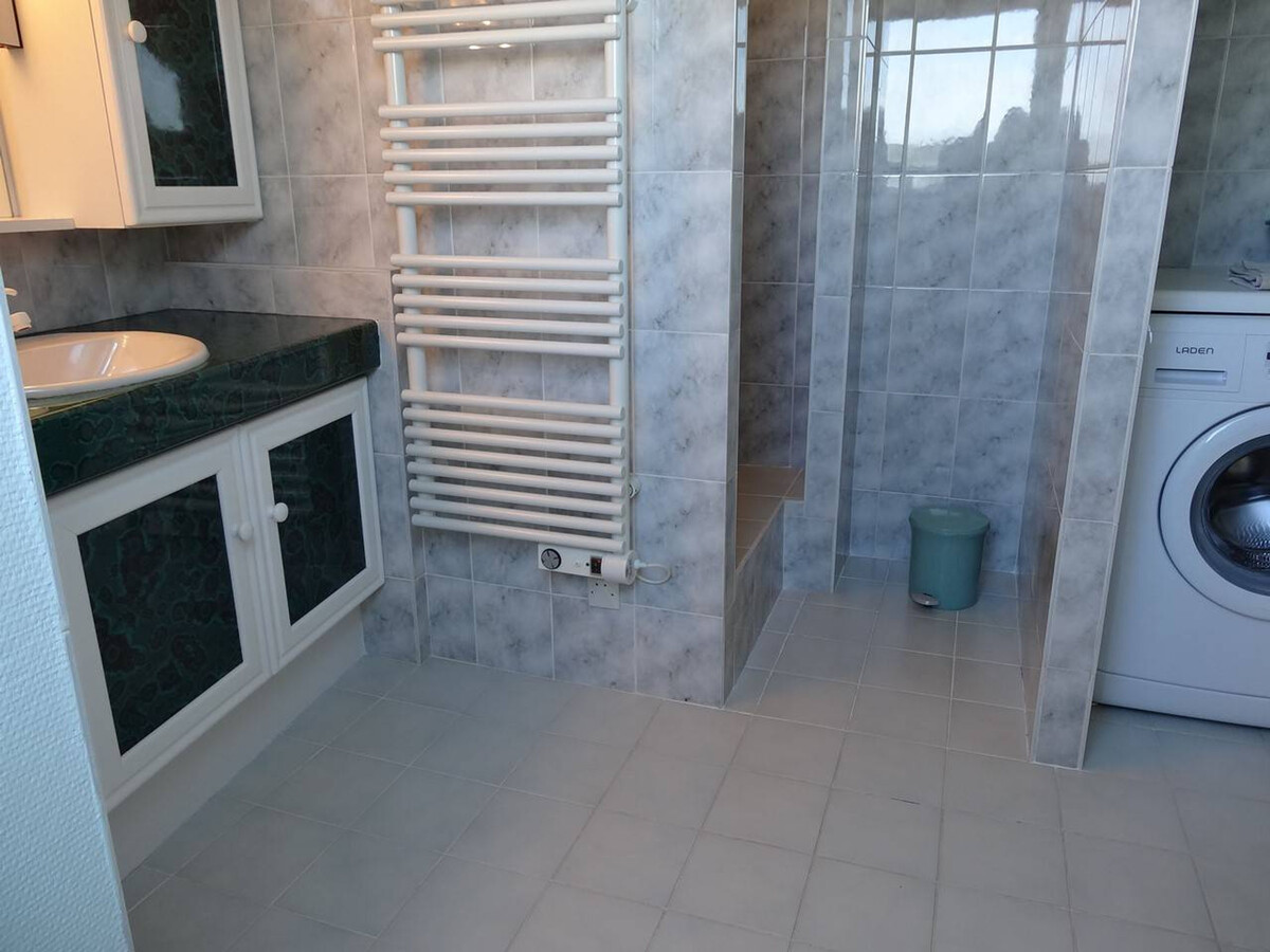 Duplex 105m² vue mer, 2 terrasses, centre Trégastel - Photo 6