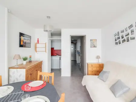 Location appartement à La Mongie, Studio cabine pour 5 à La Mongie, pied des pistes, balcon, lave-linge