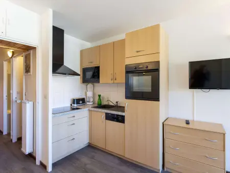 Studio 6e étage balcon, 150m des pistes à Gourette : photo 2