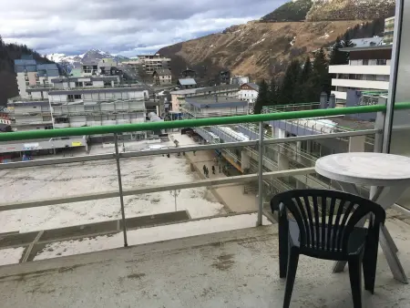 Studio 6e étage balcon, 150m des pistes à Gourette : photo 10