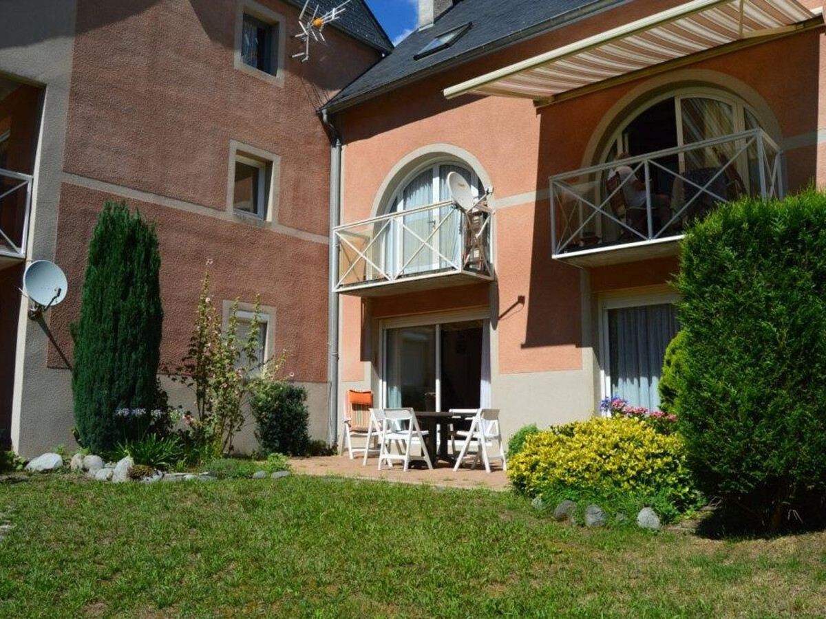 T3 rez-de-chaussée avec jardin et vue montagne - Photo 12