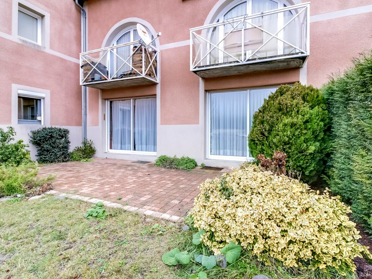 T3 rez-de-chaussée avec jardin et vue montagne - Photo 13