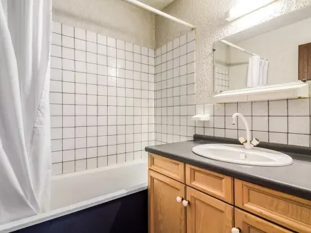 T3 duplex 6 pers, jardin sud-ouest et parking à Luz Saint Sauveur - Photo 6