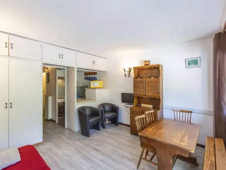 Studio 28 m² Gourette, 6 personnes, vue domaine skiable : photo 3