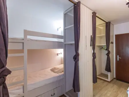 Studio 28 m² Gourette, 6 personnes, vue domaine skiable : photo 7