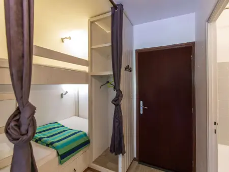 Studio 28 m² Gourette, 6 personnes, vue domaine skiable : photo 8