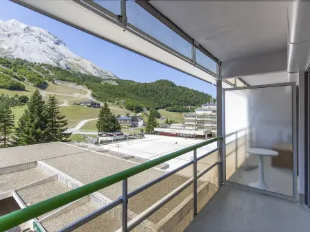 Studio 28 m² Gourette, 6 personnes, vue domaine skiable : photo 11