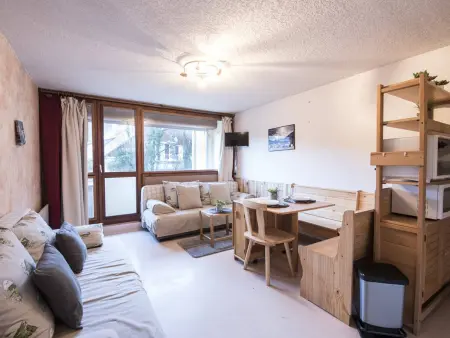Appartement 29 m² avec cabine 2 lits, casier à skis, Saint-Lary-Soulan : photo 2