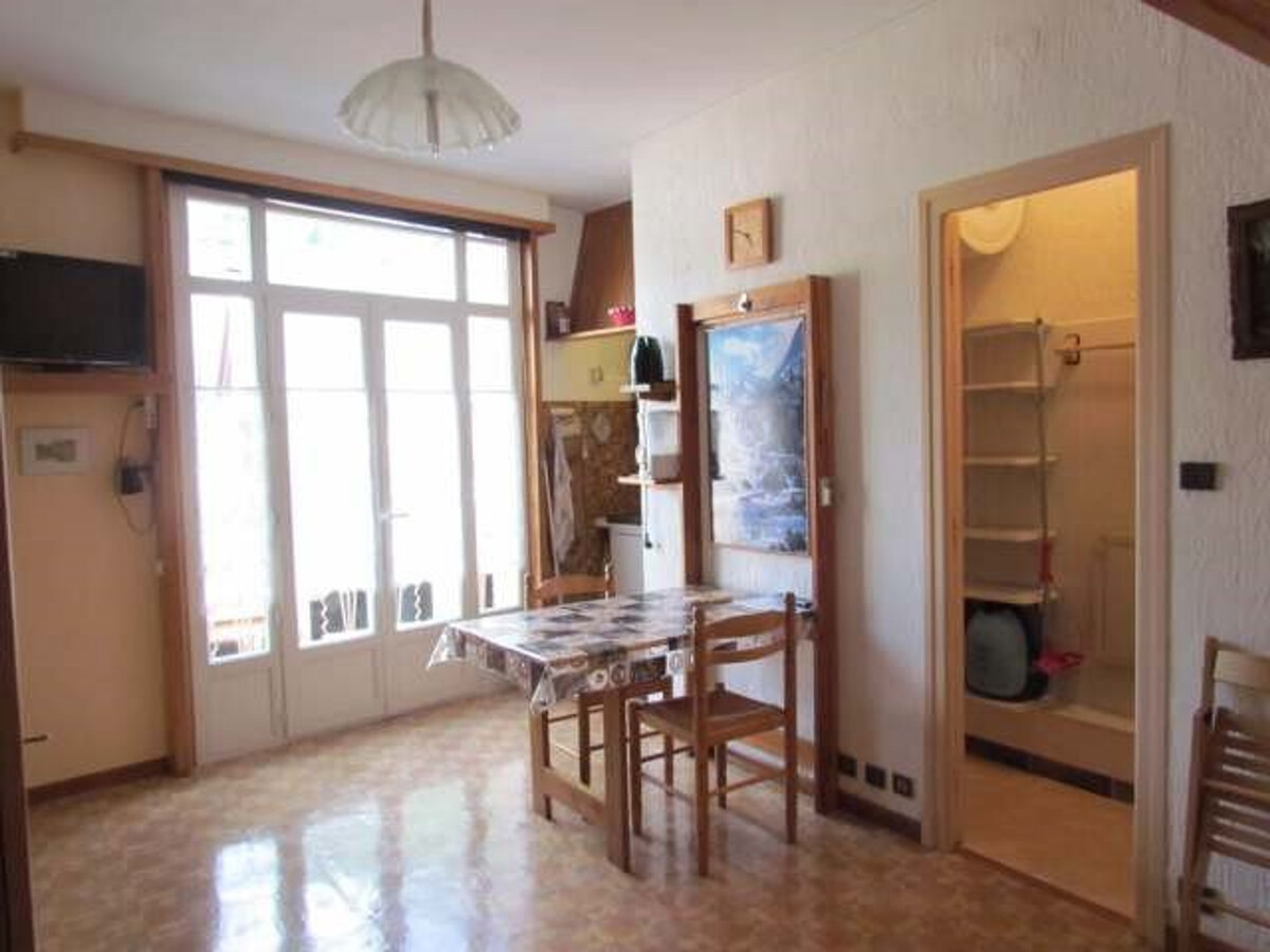 Studio 18m² centre Cauterets, balcon SE, mezzanine - Photo 3