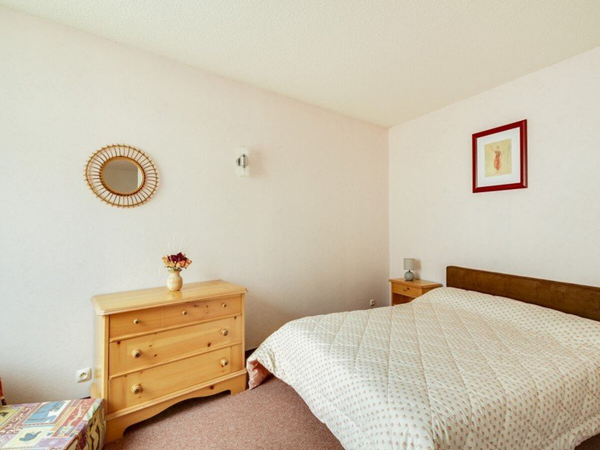 Appartement T2 balcon, parking privé, 700m des pistes - Photo 2