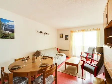 Appartement T2 balcon, parking privé, 700m des pistes