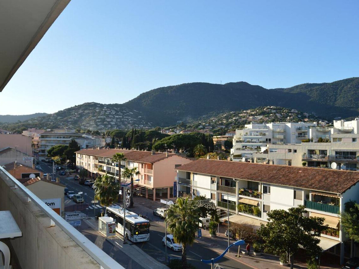 Appartement 2 pièces Cavalaire, balcon vue mer à 300m plage - Photo 14