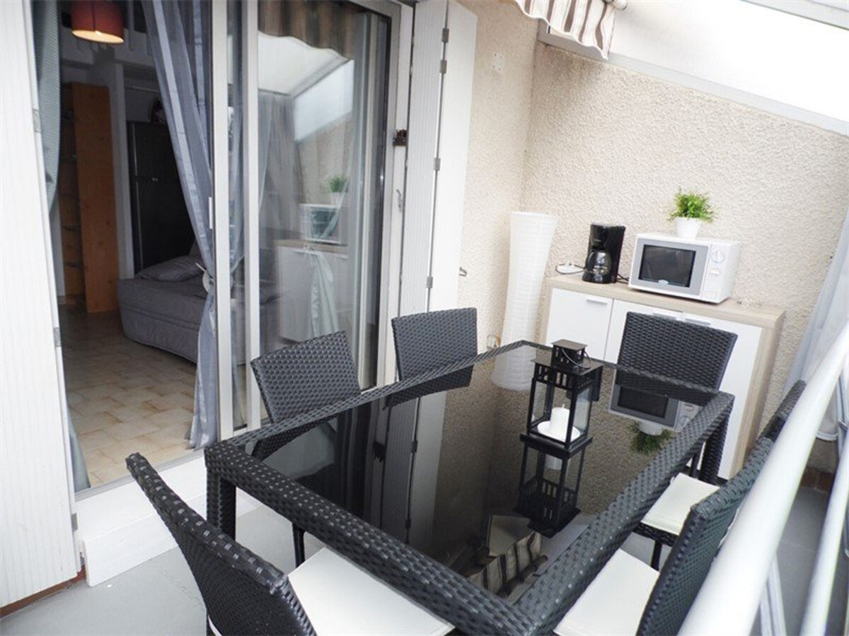 Appartement climatisé 5 pers. mezzanine, piscine à Marseillan-Plage - Photo 2