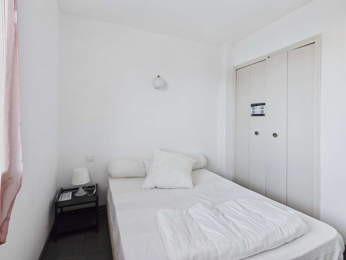 T2 Marseillan-Plage : terrasse sud/ouest et parking privé - Photo 12
