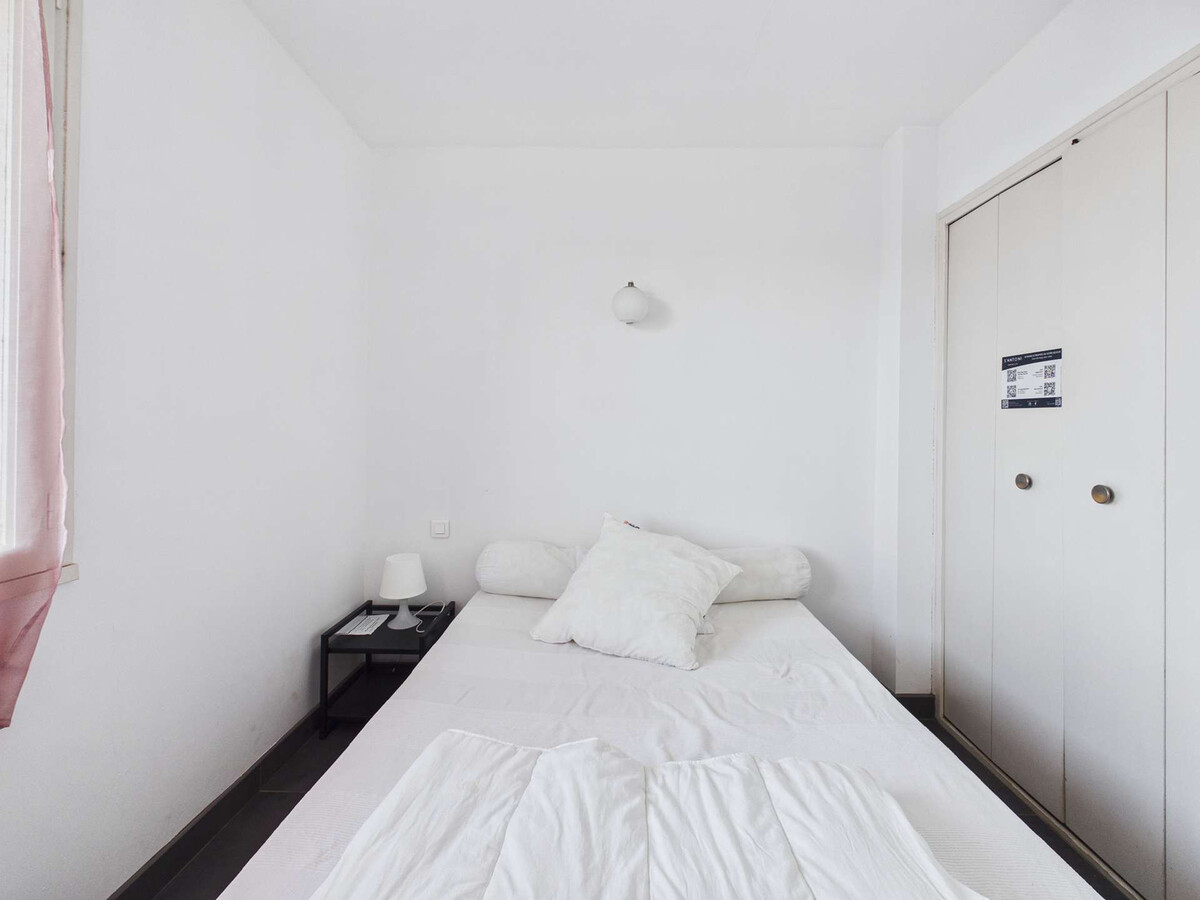 T2 Marseillan-Plage : terrasse sud/ouest et parking privé - Photo 13