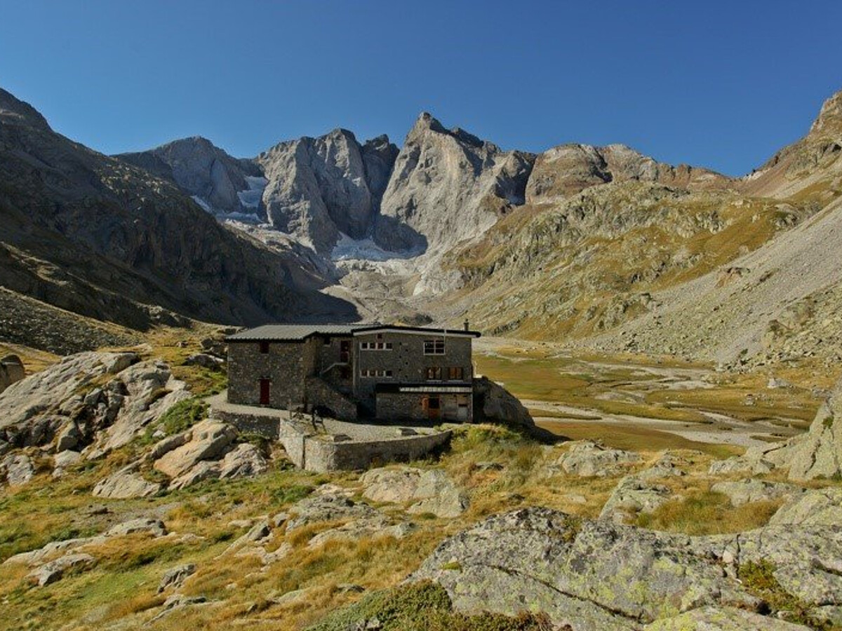 Appartement 38m² centre Cauterets, 2 balcons, local skis - Photo 13
