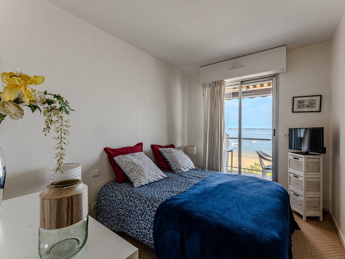 T2 Arcachon, accès plage directe et vue bassin - Photo 3