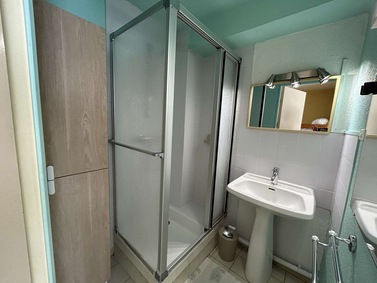 Appt 2P cabine centre-ville Le Grau-du-Roi, parking privé - Photo 14