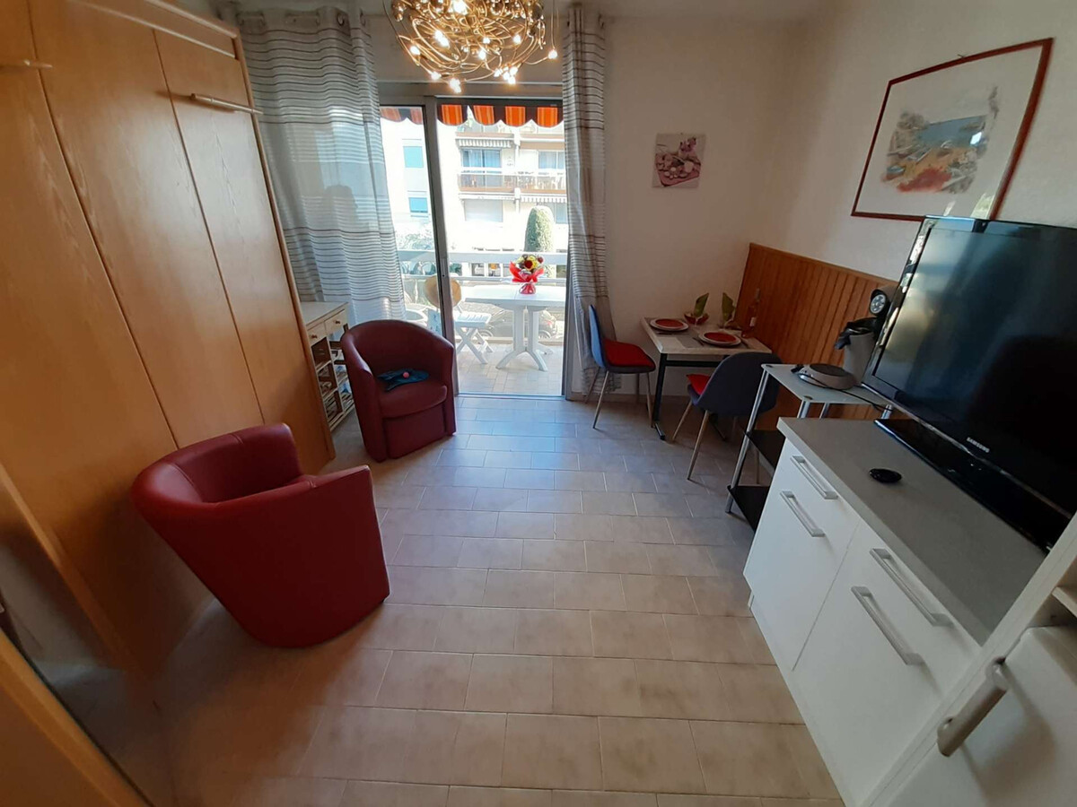 Studio 2 places à 500m du port de Fréjus - Photo 3