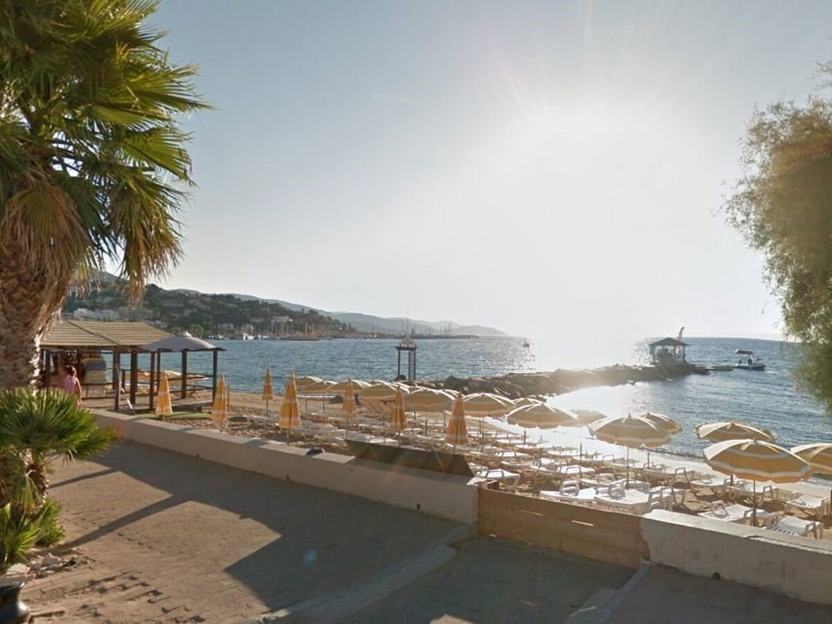 Studio Le Lavandou, terrasse Sud-Est, parking et vue mer - Photo 13