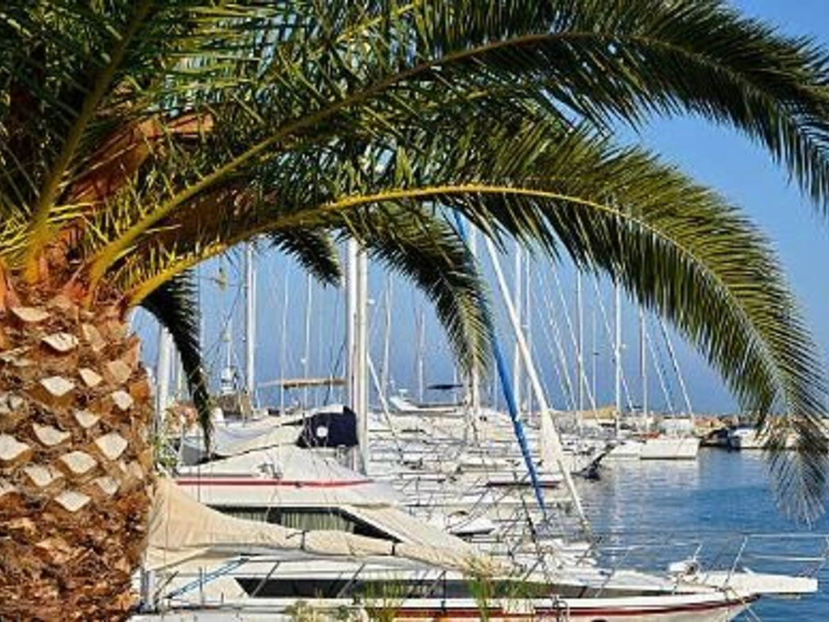 Studio Le Lavandou, terrasse Sud-Est, parking et vue mer - Photo 21