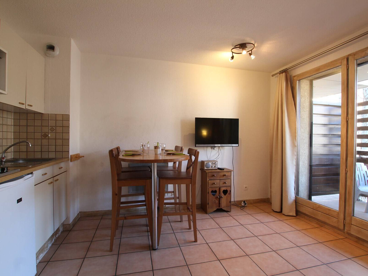 Studio 25 m² pied de pistes – Briançon, balcon, parking - Photo 2