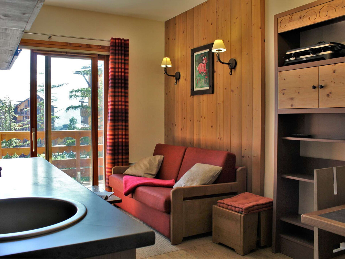 Appartement 2 pièces balcon, piscine et sauna aux pieds des pistes - Photo 2