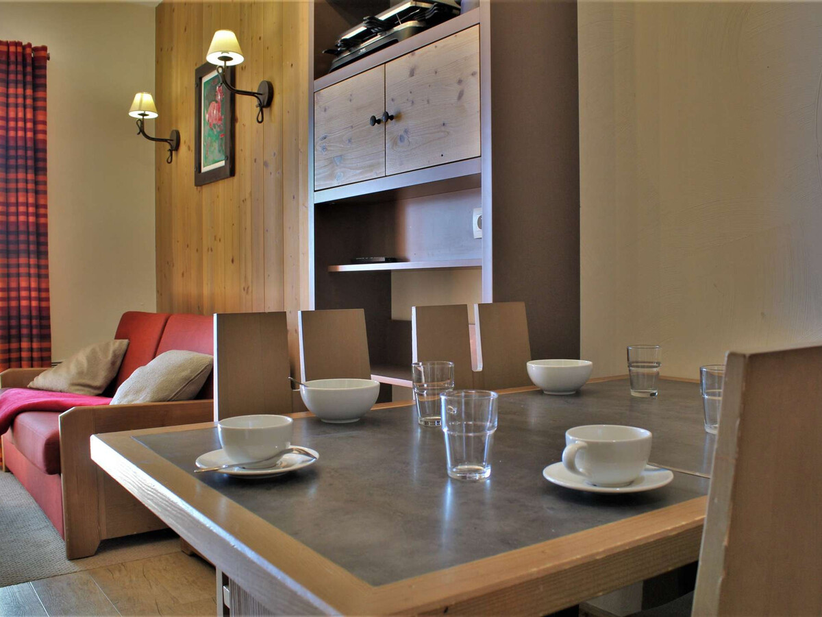Appartement 2 pièces balcon, piscine et sauna aux pieds des pistes - Photo 6
