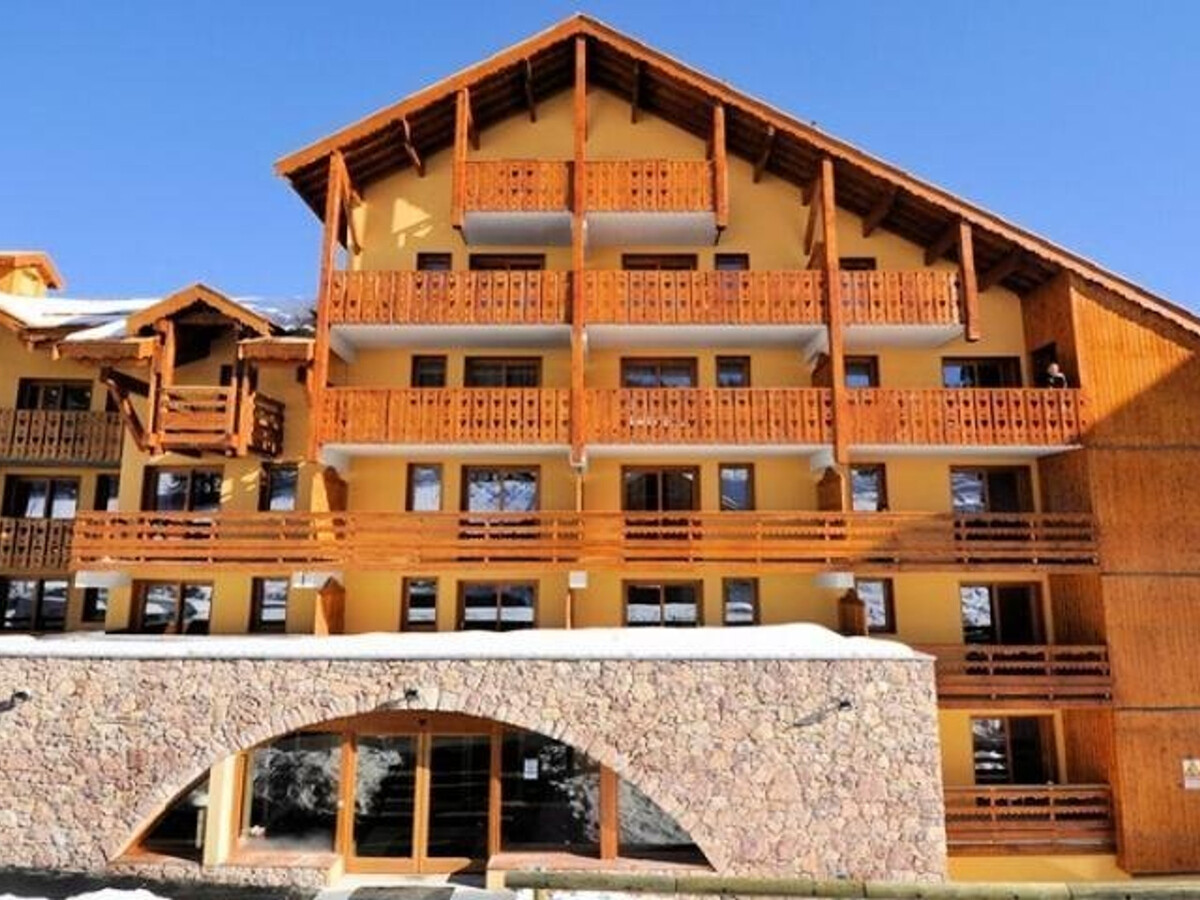 Appartement 2 pièces balcon, piscine et sauna aux pieds des pistes - Photo 21