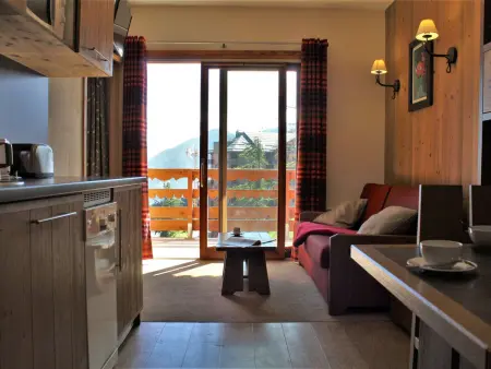 Location appartement à Risoul, Appartement cosy 2 pièces avec balcon, piscine, sauna et accès direct aux pistes - 5 couchages, Risoul