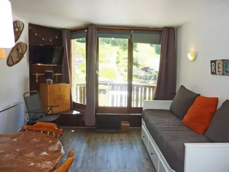 Studio rénové aux Orres, balcon sud, skis aux pieds : photo 3