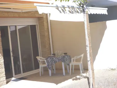 Location appartement à Marseillan Plage, Studio Charmant à 2 Pas de la Plage avec Terrasse et Parking