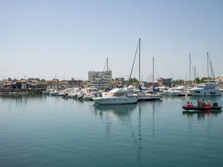 Studio Charmant à 2 Pas de la Plage avec Terrasse et Parking - Photo 14