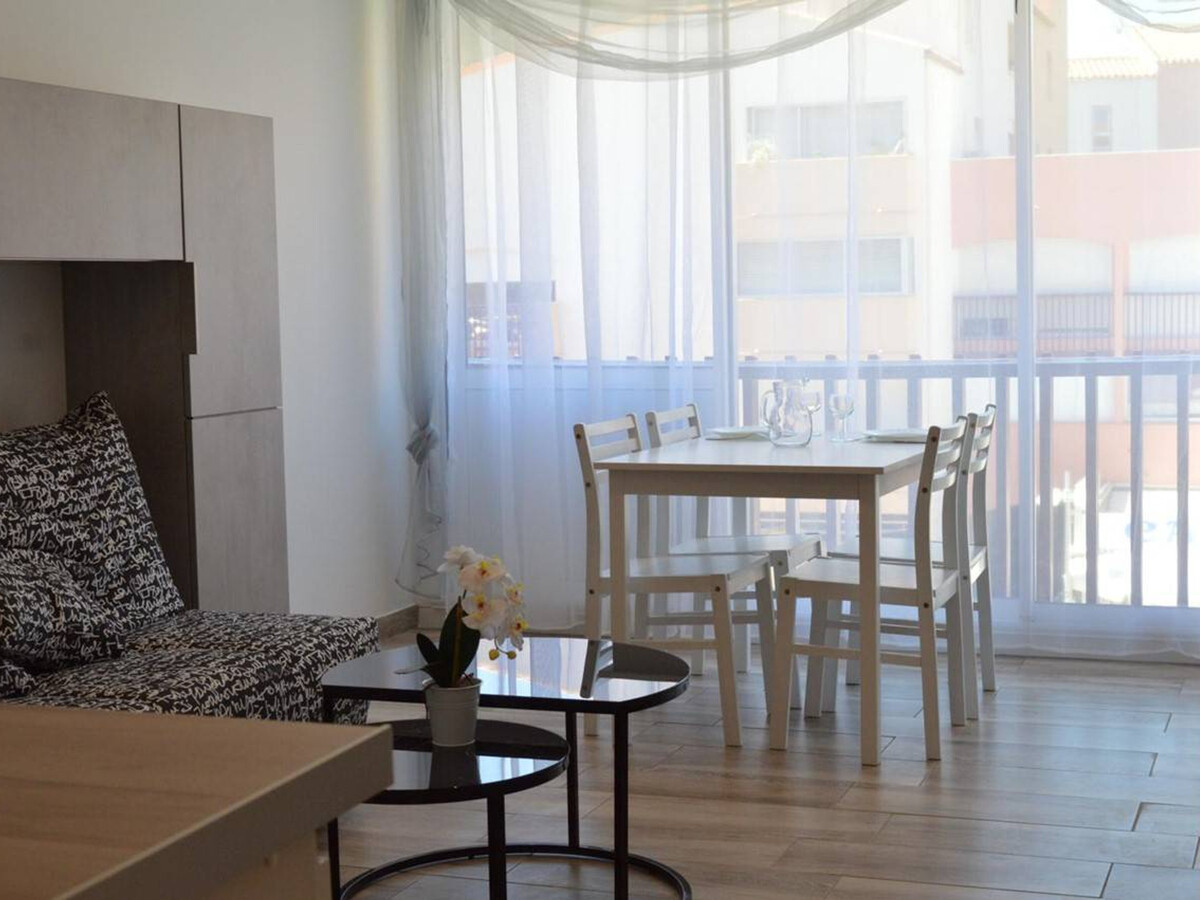 Studio rénové avec parking à Cap d'Agde, 850m plage - Photo 3