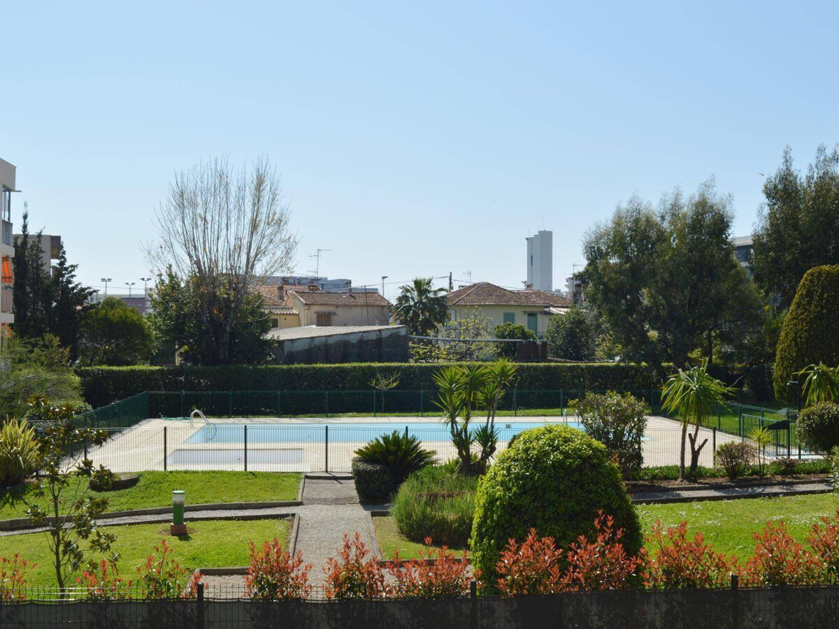 Appartement rez-de-jardin 4 pers., piscine & tennis à Antibes - Photo 2