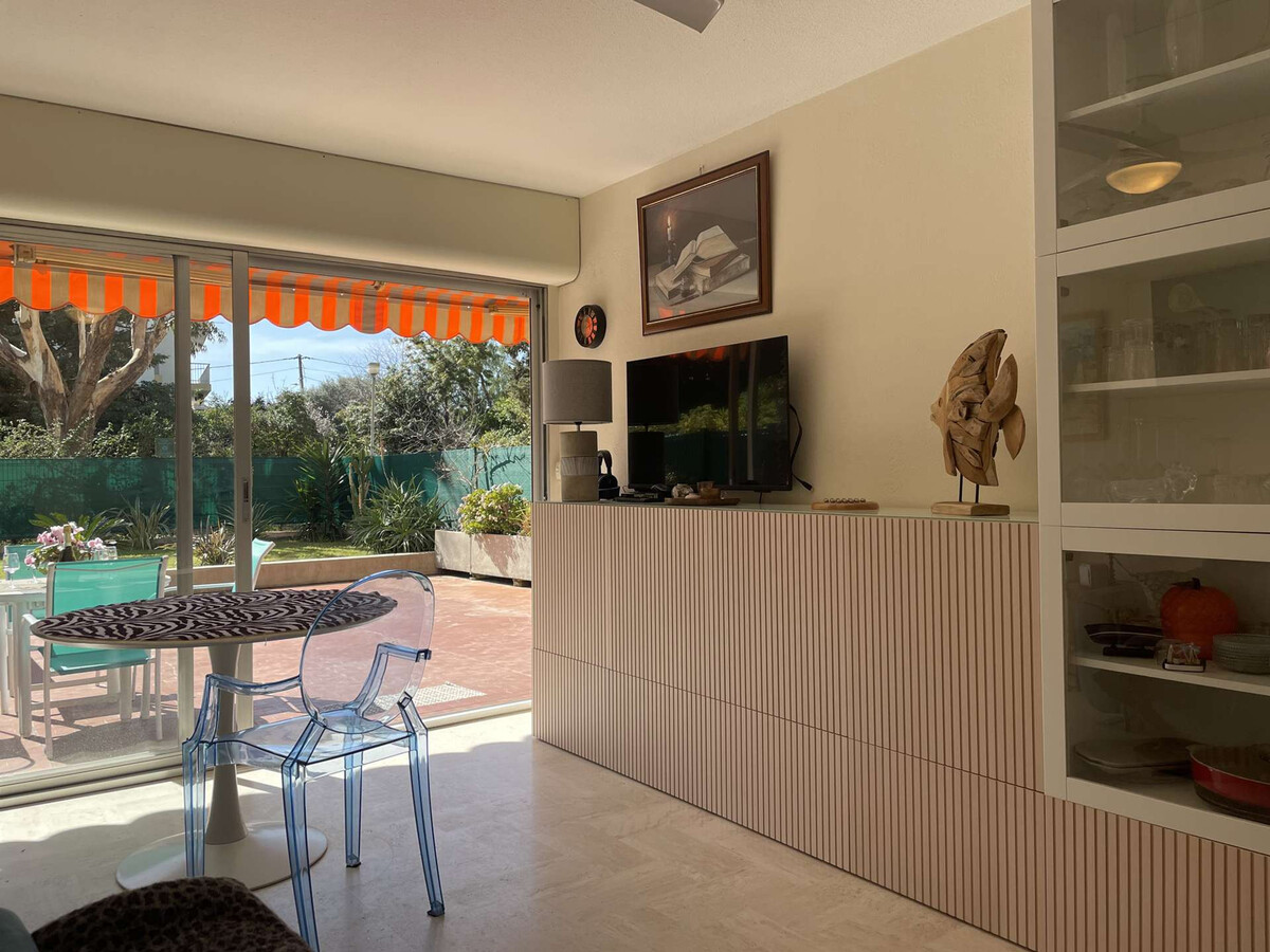 Appartement rez-de-jardin 4 pers., piscine & tennis à Antibes - Photo 4