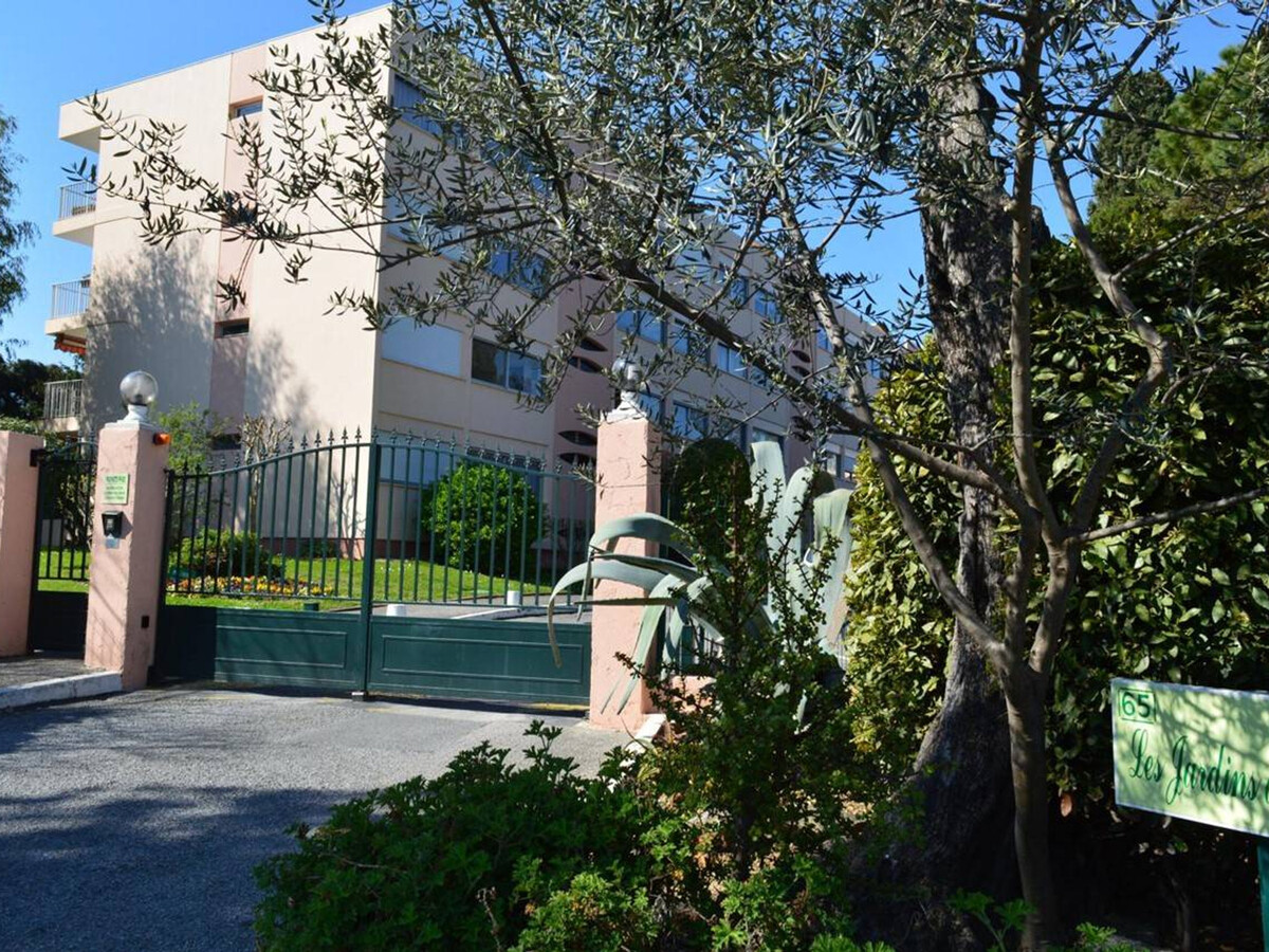 Appartement rez-de-jardin 4 pers., piscine & tennis à Antibes - Photo 16
