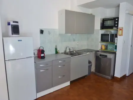 Appartement rénové 4 pers. proche plage, calme, parking, animaux acceptés - Photo 6